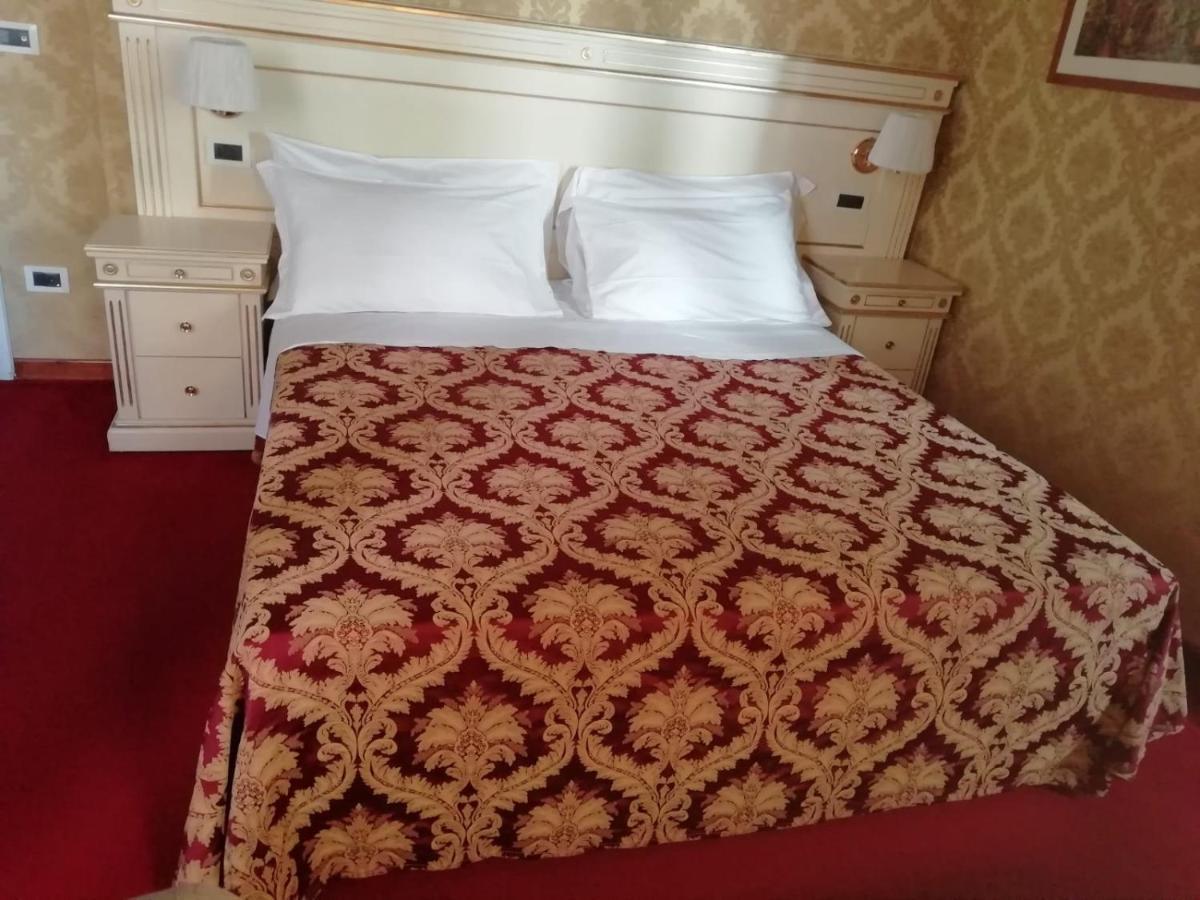 Отель Casa Margot Венеция Экстерьер фото