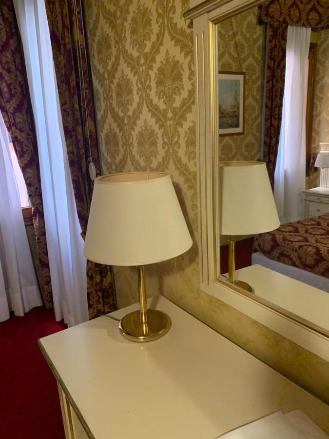 Отель Casa Margot Венеция Экстерьер фото