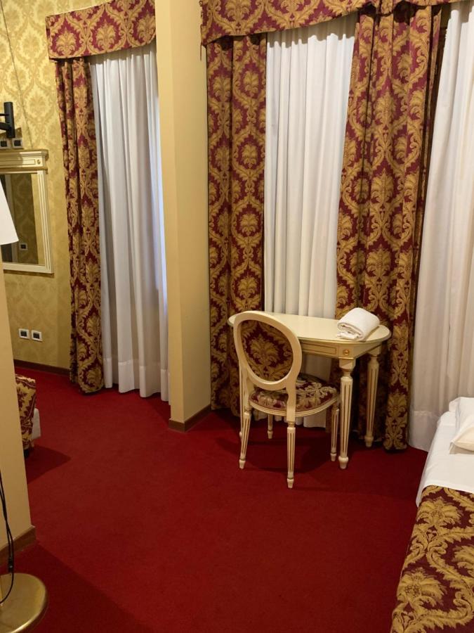 Отель Casa Margot Венеция Экстерьер фото